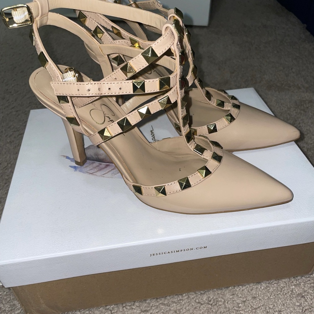Jessica Simpson heels